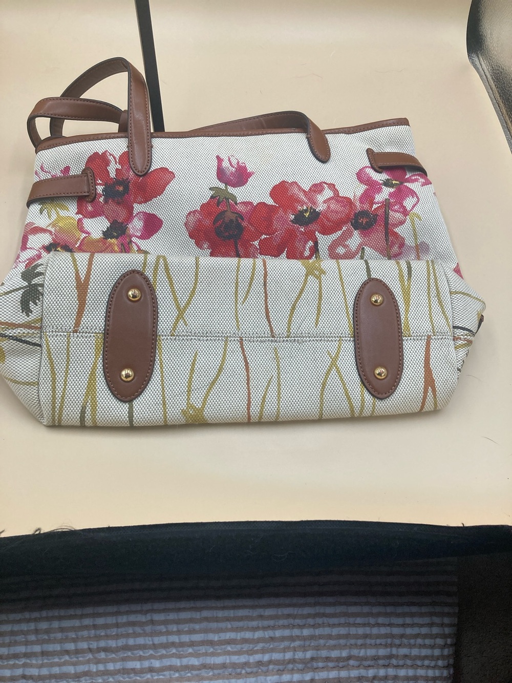Ralph Lauren Canvas Floral Tote in Brown, Pink & Red - Picture 9 of 10